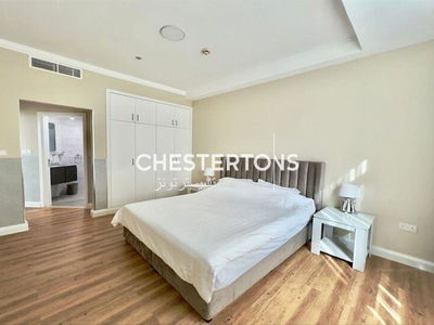 Marina Crown, United Arab Emirates  Marina Crown, United Arab Emirates