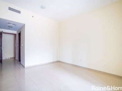 Emirates Crown, United Arab Emirates  Emirates Crown, United Arab Emirates