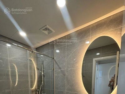 The Golden Palm Le Van Luong, Vietnam The Golden Palm Le Van Luong, Vietnam