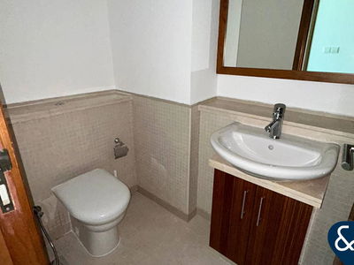 Shemara Tower, United Arab Emirates  Shemara Tower, United Arab Emirates