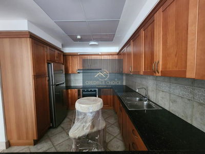 Al Murjan Building, United Arab Emirates  Al Murjan Building, United Arab Emirates