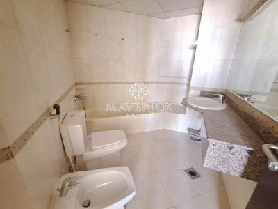 Crystal Plaza, United Arab Emirates  Crystal Plaza, United Arab Emirates