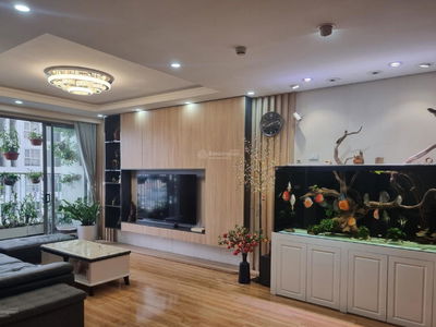 The Golden Palm Le Van Luong The Golden Palm Le Van Luong