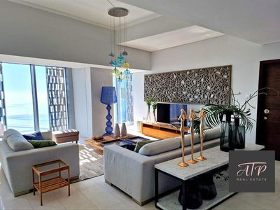 Cayan Tower, United Arab Emirates  Cayan Tower, United Arab Emirates