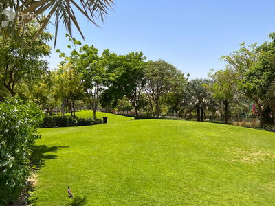 La Vista Residence 2, United Arab Emirates  La Vista Residence 2, United Arab Emirates