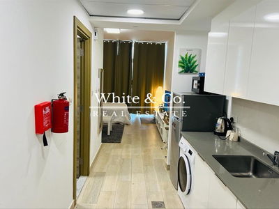 Bloom Towers C, United Arab Emirates  Bloom Towers C, United Arab Emirates