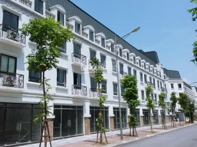 La Casta Van Phu, Vietnam La Casta Van Phu, Vietnam