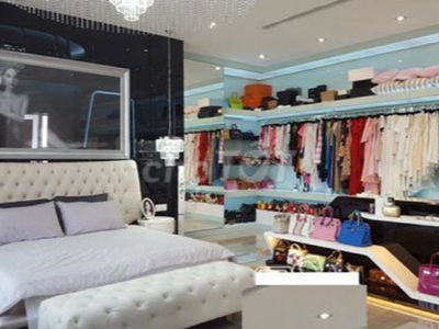 Sunrise City, Vietnam  Sunrise City, Vietnam