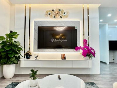 Him Lam Cho Lon, Vietnam Him Lam Cho Lon, Vietnam