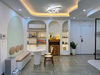 Topaz Elite, Vietnam Topaz Elite, Vietnam