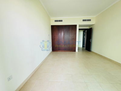 Una, United Arab Emirates  Una, United Arab Emirates