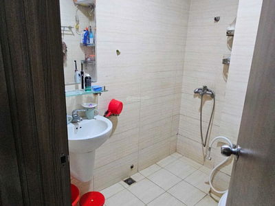 Helios Tower, Vietnam Helios Tower, Vietnam