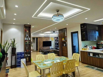 The Nine, Vietnam The Nine, Vietnam