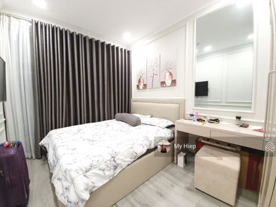 Garden Gate, Vietnam Garden Gate, Vietnam