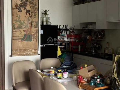 Topaz Elite, Vietnam Topaz Elite, Vietnam