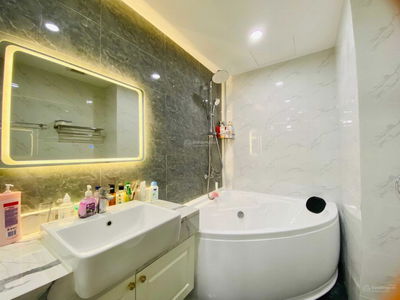 Hei Tower Dien Luc, Vietnam Hei Tower Dien Luc, Vietnam