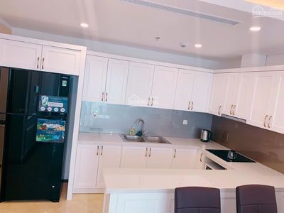 D'. Le Roi Soleil, Vietnam D'. Le Roi Soleil, Vietnam