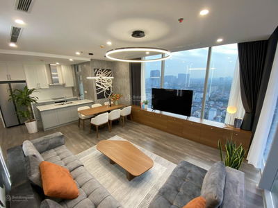 The Nine, Vietnam The Nine, Vietnam