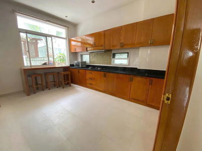 Gehäuse In Nha Be, Vietnam Gehäuse In Nha Be, Vietnam