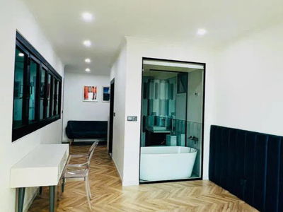 Happy In View, Vietnam Happy In View, Vietnam