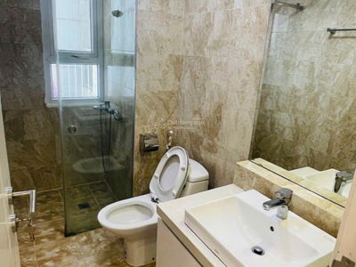 Golden Palace, Vietnam Golden Palace, Vietnam