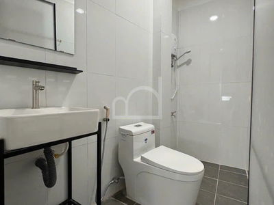 Housing in Hanoi, Vietnam Housing in Hanoi, Vietnam