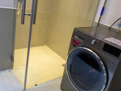 Gehäuse In Nha Be, Vietnam  Gehäuse In Nha Be, Vietnam