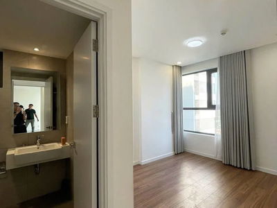 Dlusso, Vietnam Dlusso, Vietnam