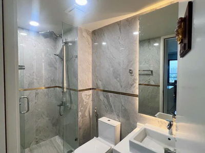 Gateway, Vietnam Gateway, Vietnam