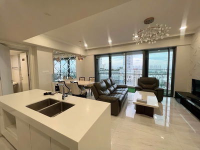 Gateway, Vietnam Gateway, Vietnam