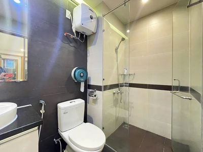 Scenic Valley, Vietnam  Scenic Valley, Vietnam