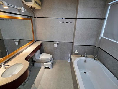 Happy Valley, Vietnam Happy Valley, Vietnam