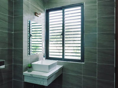 Deer South, Vietnam Deer South, Vietnam