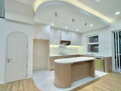 Diamond Island, Vietnam Diamond Island, Vietnam