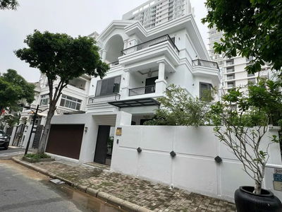 Gehäuse In Nha Be, Vietnam Gehäuse In Nha Be, Vietnam