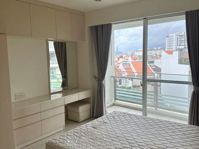 Riverpark, Vietnam Riverpark, Vietnam