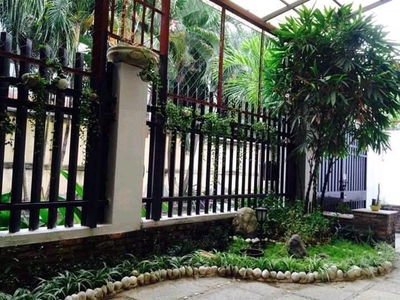 Compound, Vietnam Compound, Vietnam