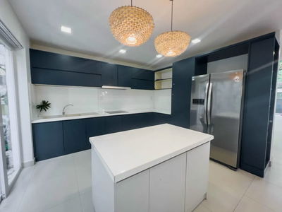 Gehäuse In Ho Chi Minh City, Vietnam  Gehäuse In Ho Chi Minh City, Vietnam