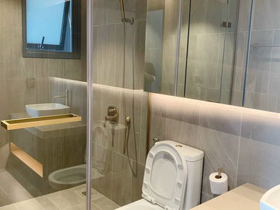 Antonia, Vietnam Antonia, Vietnam