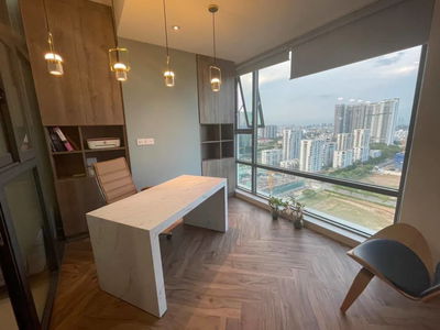 Golden King, Vietnam Golden King, Vietnam