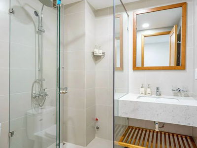 Gehäuse In Nha Be, Vietnam  Gehäuse In Nha Be, Vietnam