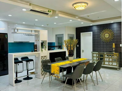 Scenic Valley, Vietnam Scenic Valley, Vietnam