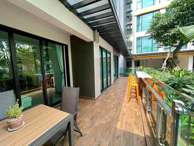 Happy In View, Vietnam  Happy In View, Vietnam