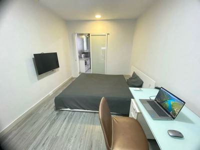 Gehäuse In Nha Be, Vietnam  Gehäuse In Nha Be, Vietnam