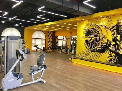 Garden Gate, Vietnam  Garden Gate, Vietnam