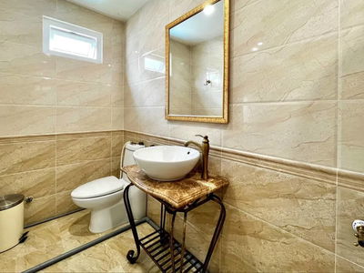 Housing in Ho Chi Minh City, Vietnam  Housing in Ho Chi Minh City, Vietnam