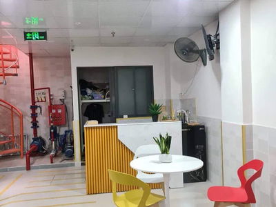 Gehäuse In Ho Chi Minh City, Vietnam  Gehäuse In Ho Chi Minh City, Vietnam