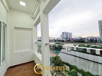 Gehäuse In Ha GJong, Vietnam Gehäuse In Ha GJong, Vietnam