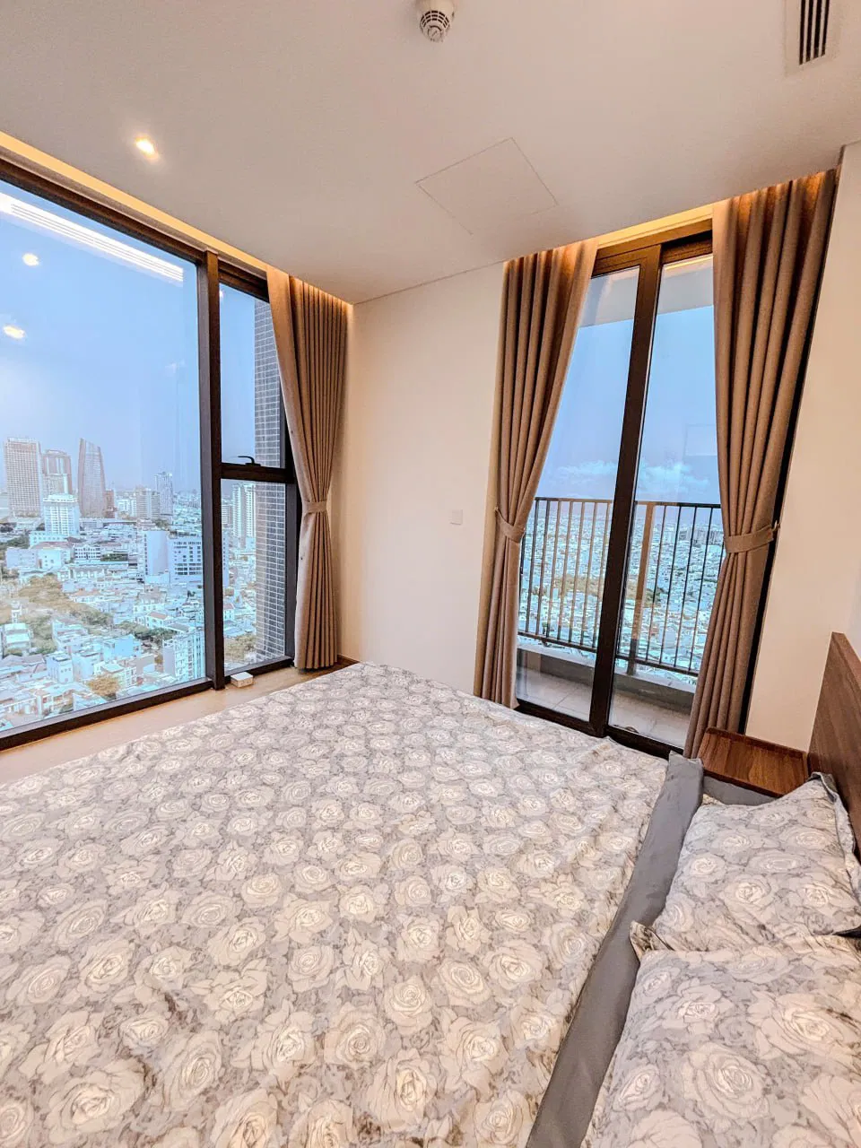 Sam Tower, Vietnam Sam Tower, Vietnam