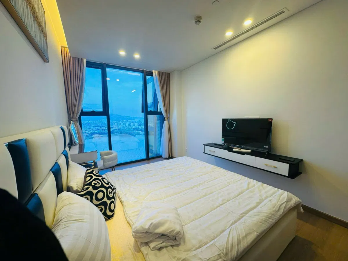 Sam Tower, Vietnam Sam Tower, Vietnam